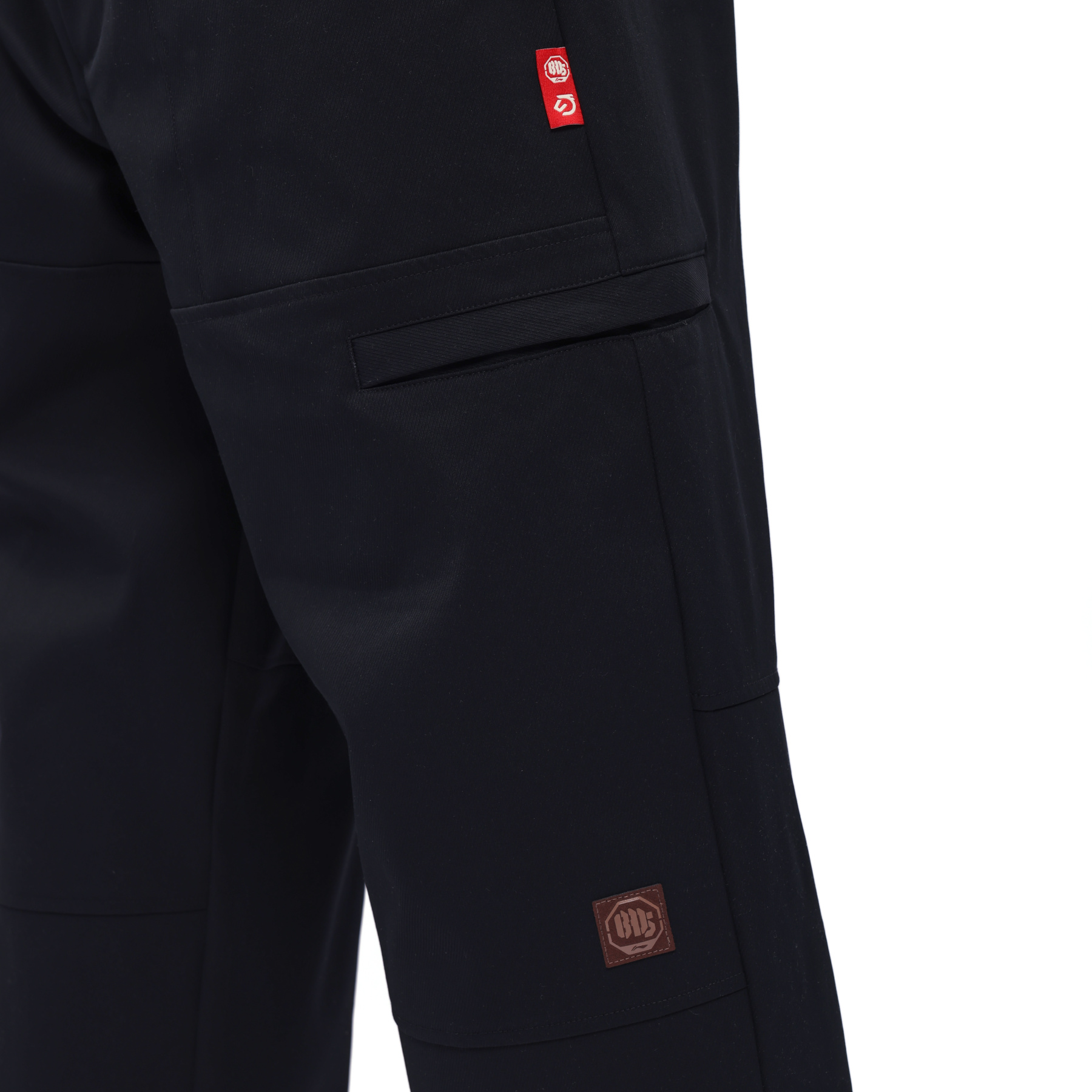 AYKW225-2 Брюки спортивные Badfive Culture черный